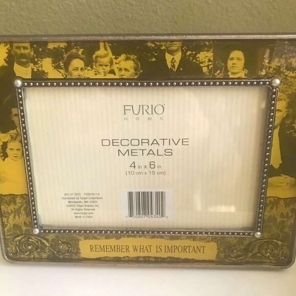 Furio Home Vintage Antique Picture Frame NWT - Picture 2 of 7